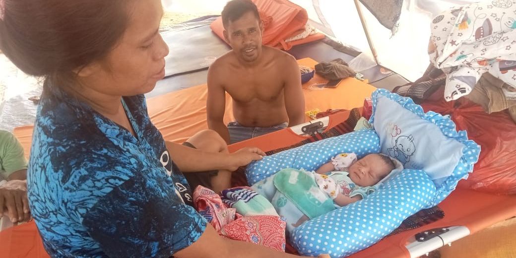 Lahir di Pos Pengungsian Erupsi Gunung Lewotobi, Bayi Diberi Nama Gibran Didatangi Wapres Gibran