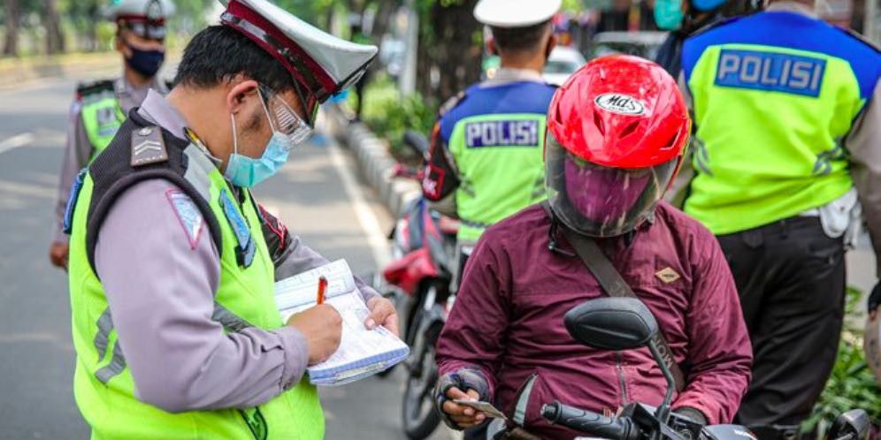 Ini Perbedaan Denda Tilang antara Tak Memiliki SIM dan Tidak Bawa SIM, Mana yang Lebih Berat?