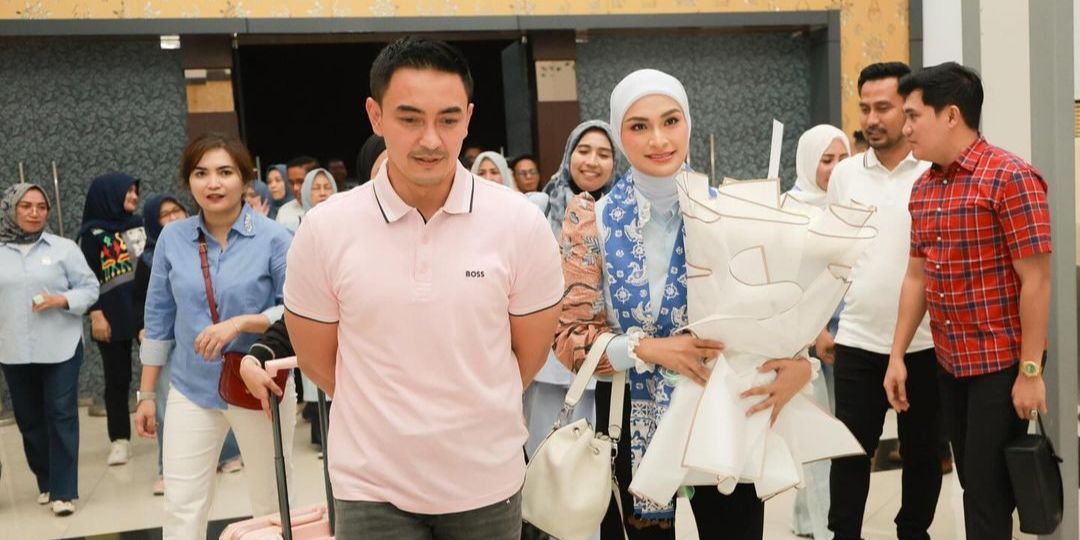 Putri Zulhas dan Zumi Zola Dikabarkan Menikah Bulan Depan, Undangannya Sudah Sampai ke Presiden Jokowi di Solo