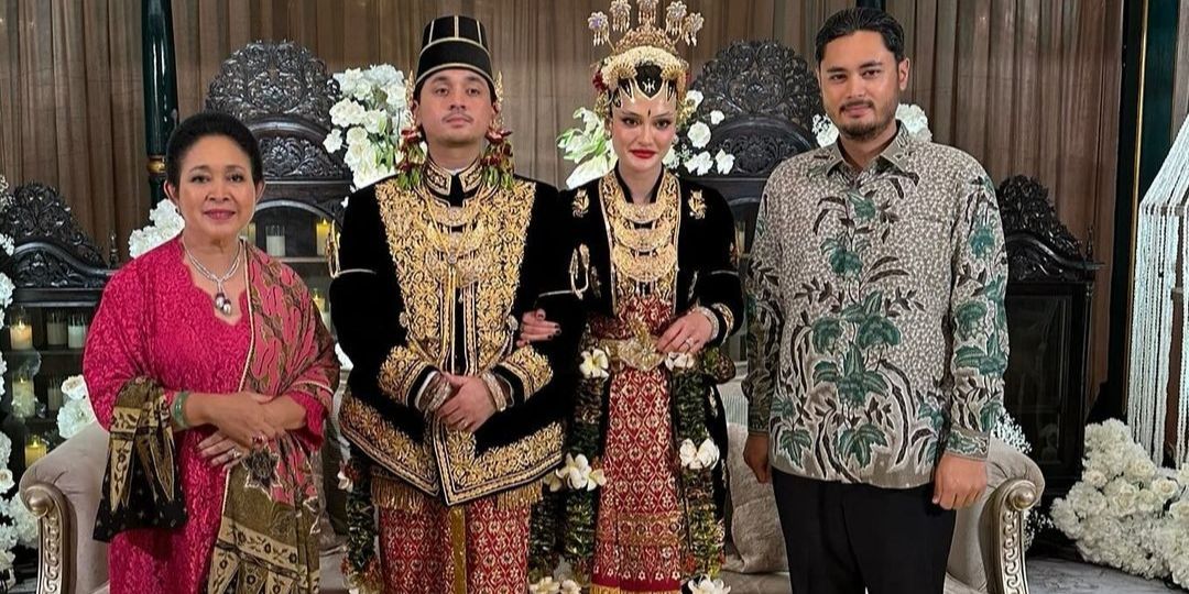 Anggun dan Elegan, Potret Titiek Soeharto Hadiri Pernikahan Anak Sultan Pahang Ditemani Keponakan Tampan