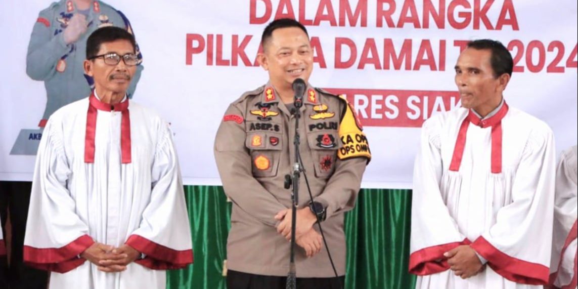 Datangi Gereja, Kapolres Siak Imbau Jemaat Tidak Terpecah Belah oleh Isu Negatif Pilkada