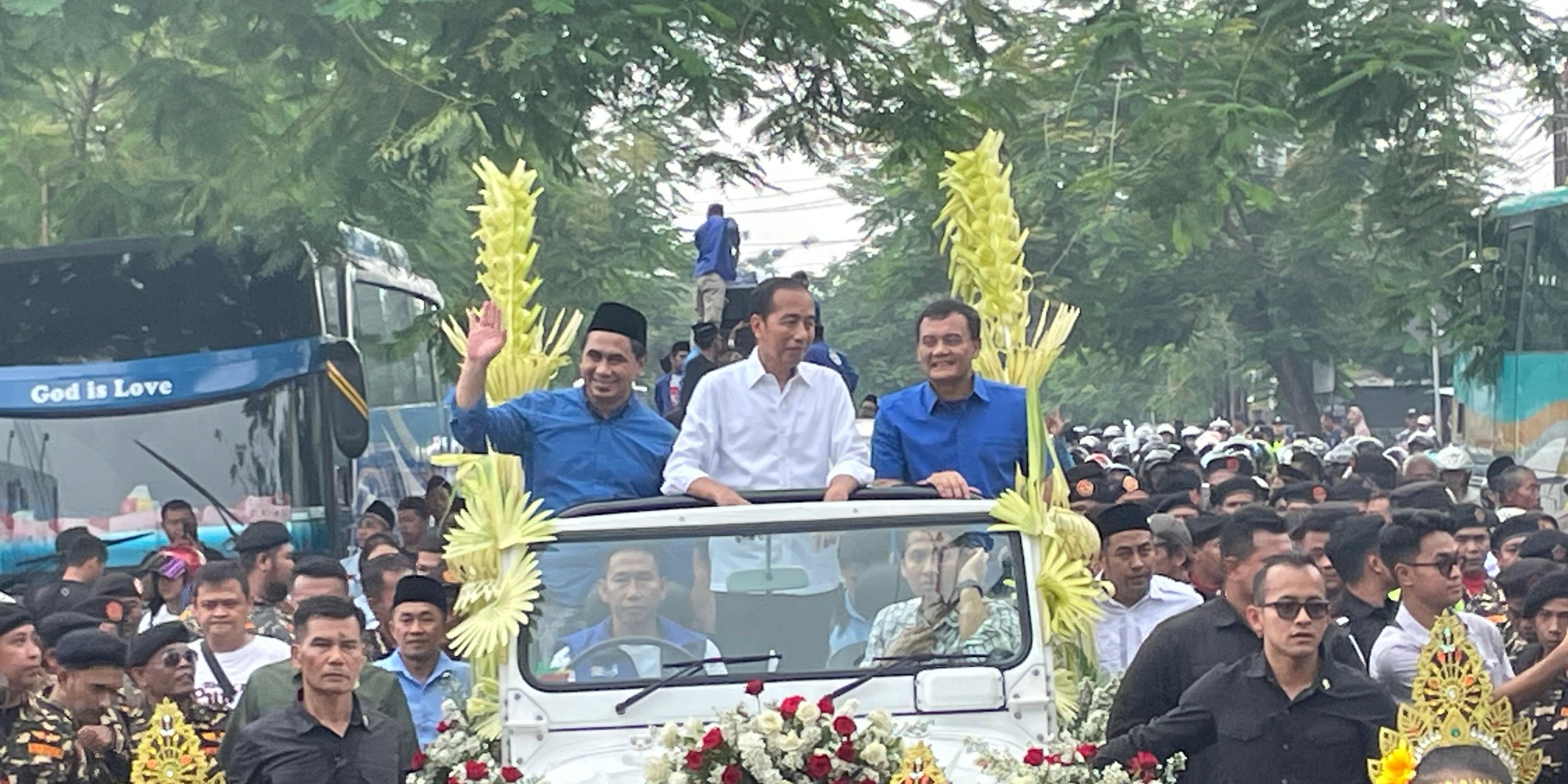 VIDEO: Respons Jokowi Soal Survei Elektabilitas Andika Lewati Luthfi di Jateng: Tak Usah Sombong!