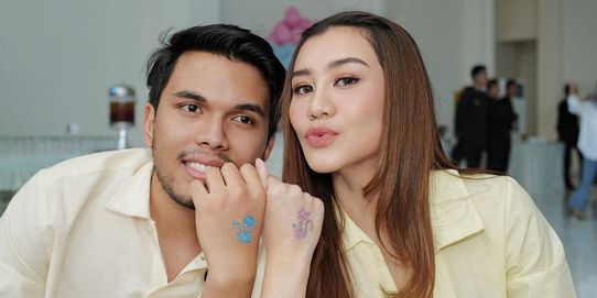 Potret Kece Couple Thariq Halilintar & Aaliyah Massaid di Ultah Azura, Sepatunya Disebut Kotor Banget