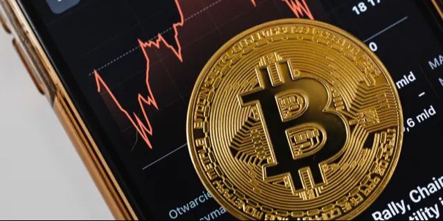 Bitcoin Melonjak Jadi Aset Terbesar Kedelapan di Dunia, Apa Artinya bagi Ekonomi Global?