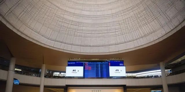 Saham di Pasar China Ambles Saat Negara-Negara Asia Menguat