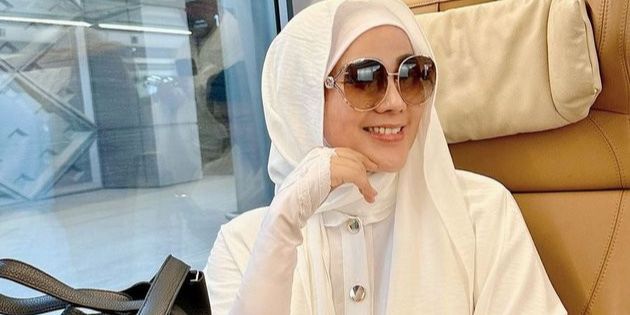 Umrah Mengenakan Cadar, Isa Zega Kembali Dikecam dan Terancam Dugaan Penistaan Agama