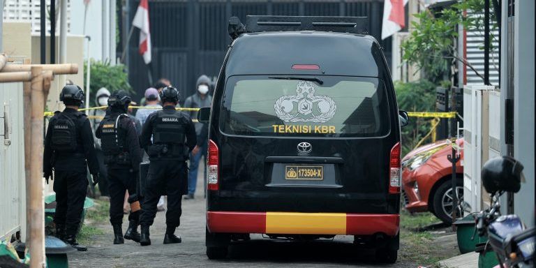 Densus 88 Tangkap Dua Terduga Teroris di OKU Timur Sumsel