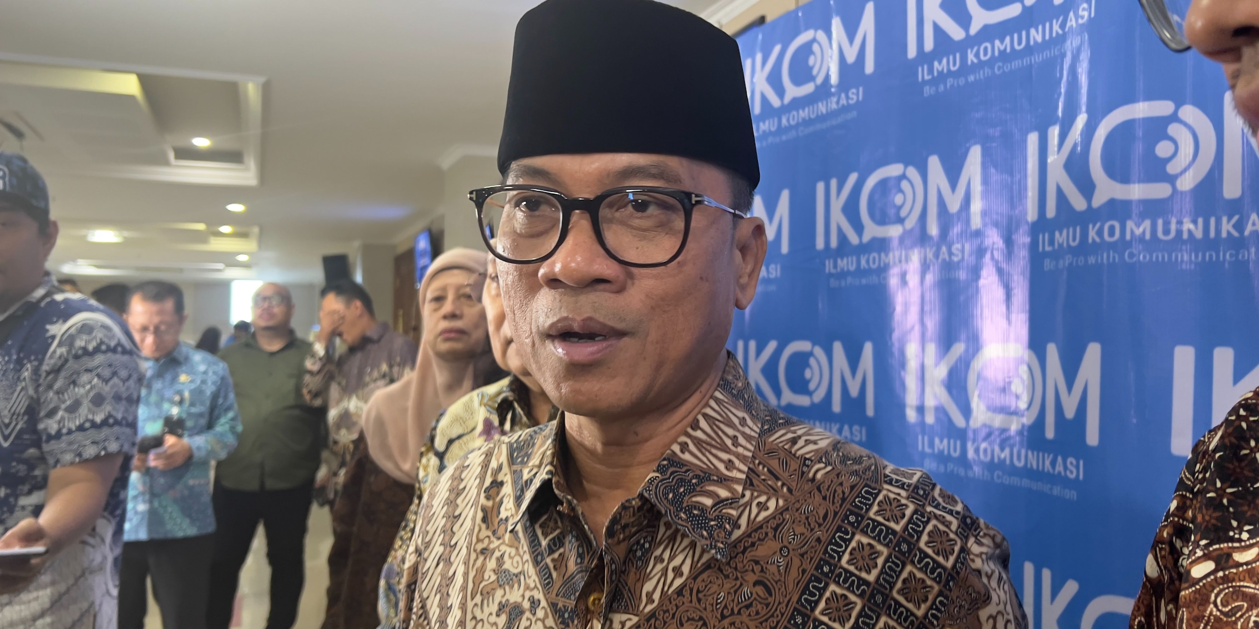 Mendes PDT Yandri Susanto Ingatkan Aparatur Desa Tak 'Main Mata' di PSN PIK2