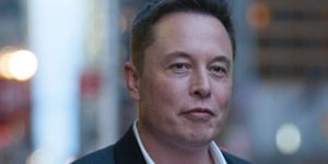 Kekayaan Elon Musk Pecah Rekor, Kini Capai Rp5.546 Triliun