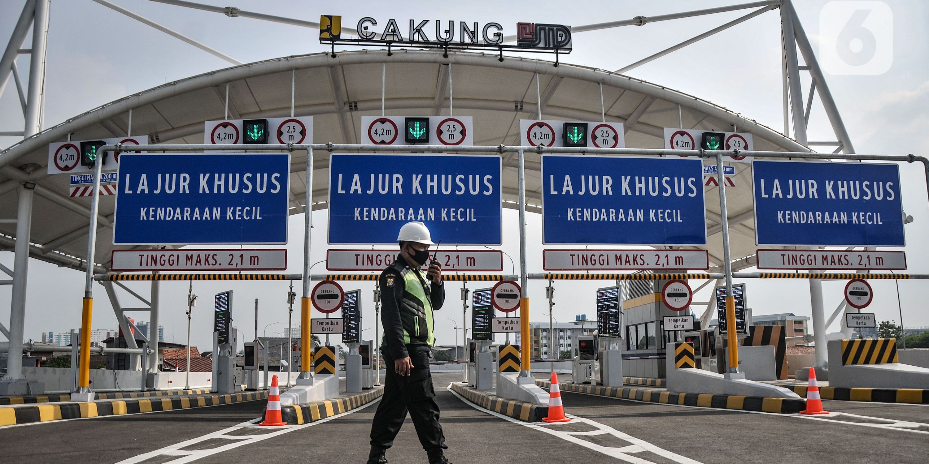 Panduan Mengakses Gerbang Tol Cakung di Jakarta Timur Menggunakan Bus