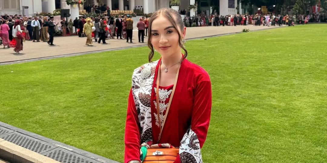 Rayakan Ulang Tahun di Makkah dengan Umrah hingga Jadi Sorotan, Intip Profil Artis Cantik Elina Joerg