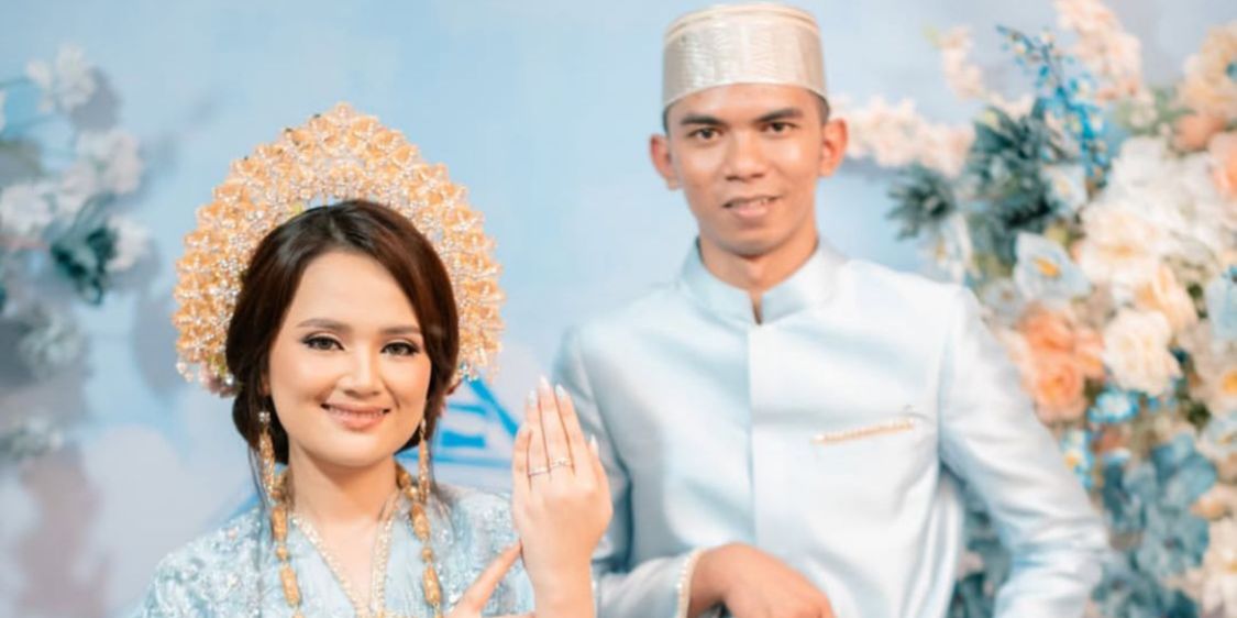 Potret Nia Rose Dinikahi Pria Tajir Gelar Pesta Mewah & Uang Panai Rp1,5 M, Dapat Hadiah Perusahaan