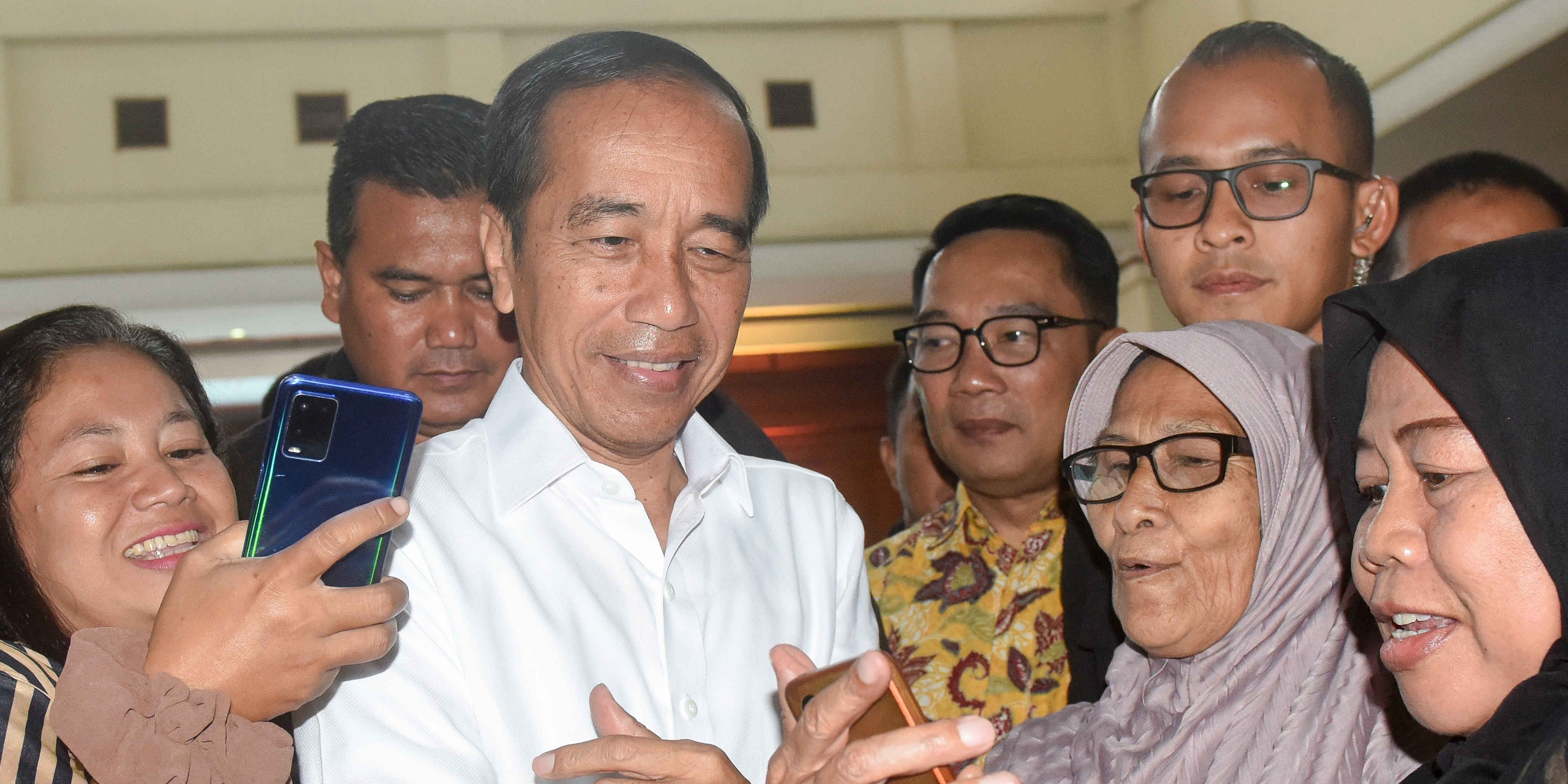 Jokowi ke Calon Kepala Daerah: yang Menang Jangan Jumawa, yang Kalah Nyalon Lagi