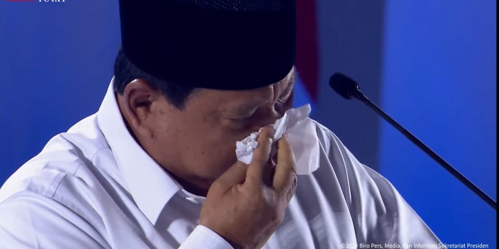 Momen Prabowo Menangis di Hadapan Para Guru Indonesia