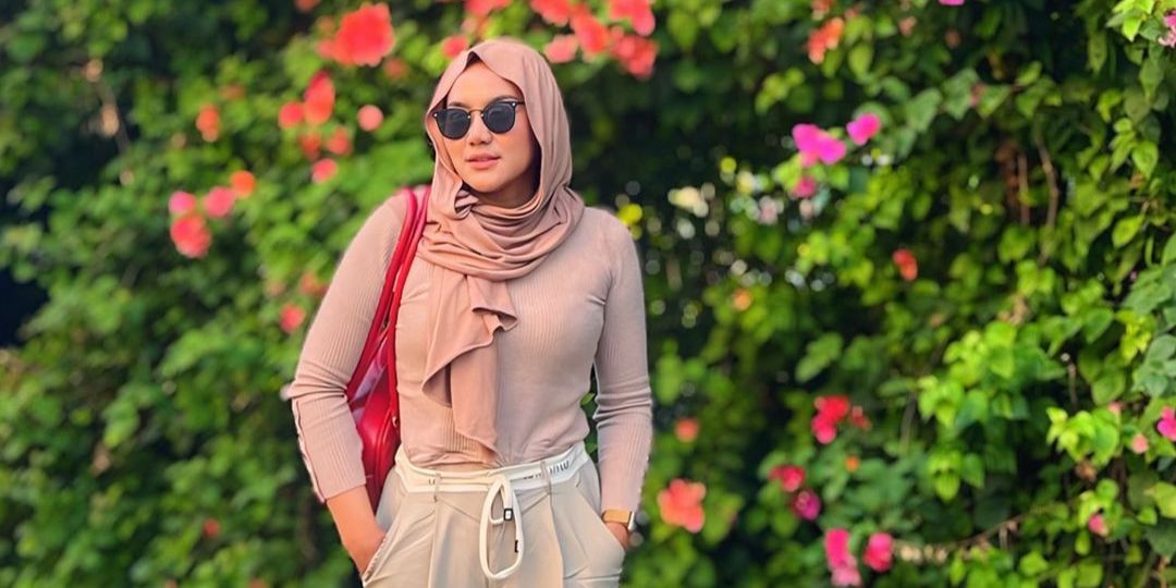 Intip Profil Arie Rieyanthie, Selebgram Cantik dan Bertalenta yang Bongkar Perselingkuhan Suami Sendiri