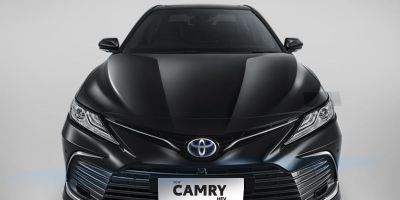 Inilah Harga Toyota Camry Hybrid 2024, Sedan Mewah Favorit Pejabat