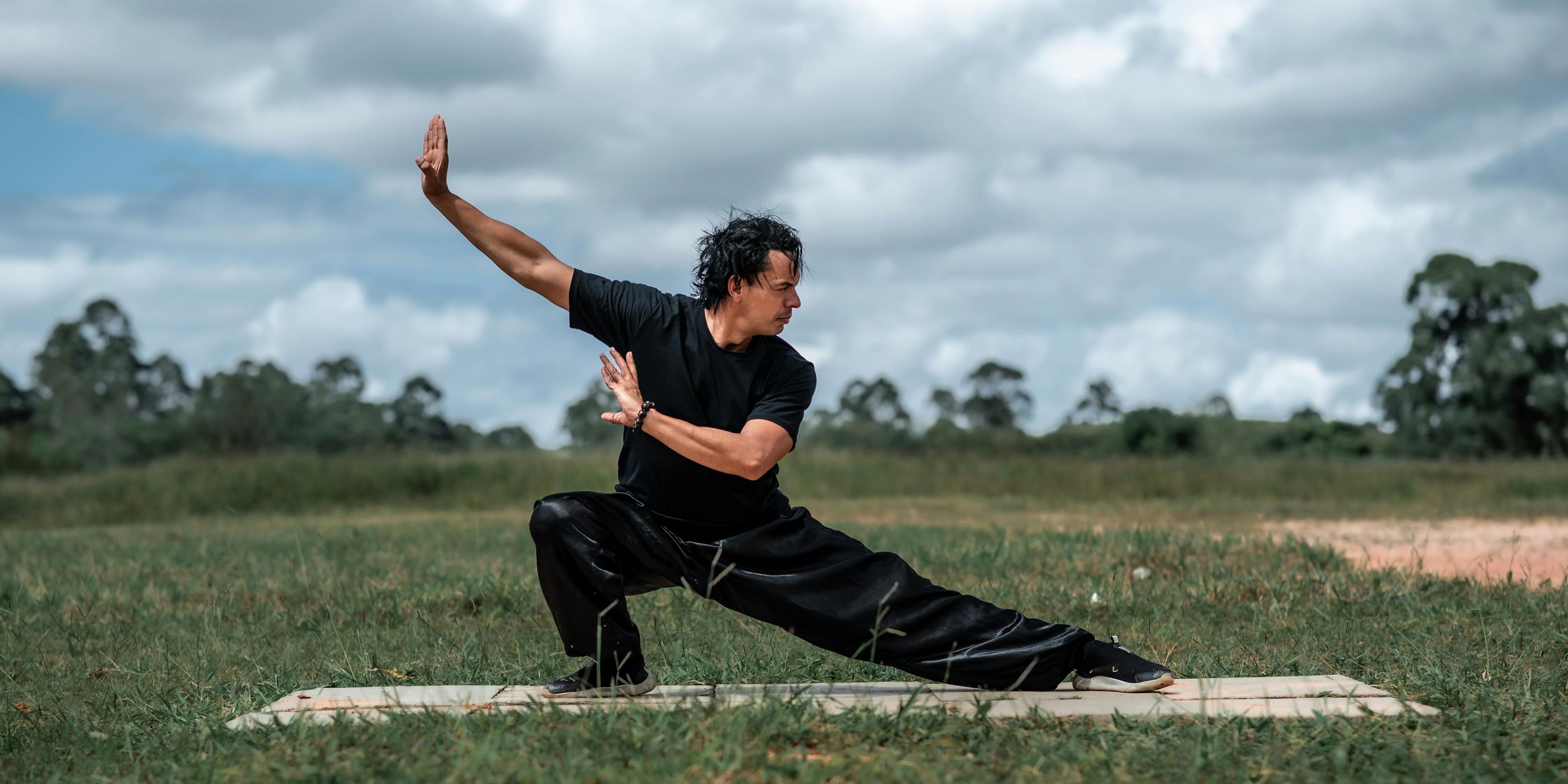 Atasi Stres dan Tingkatkan Fleksibilitas dengan Tai Chi, Manfaat yang Tidak Boleh Anda Lewatkan