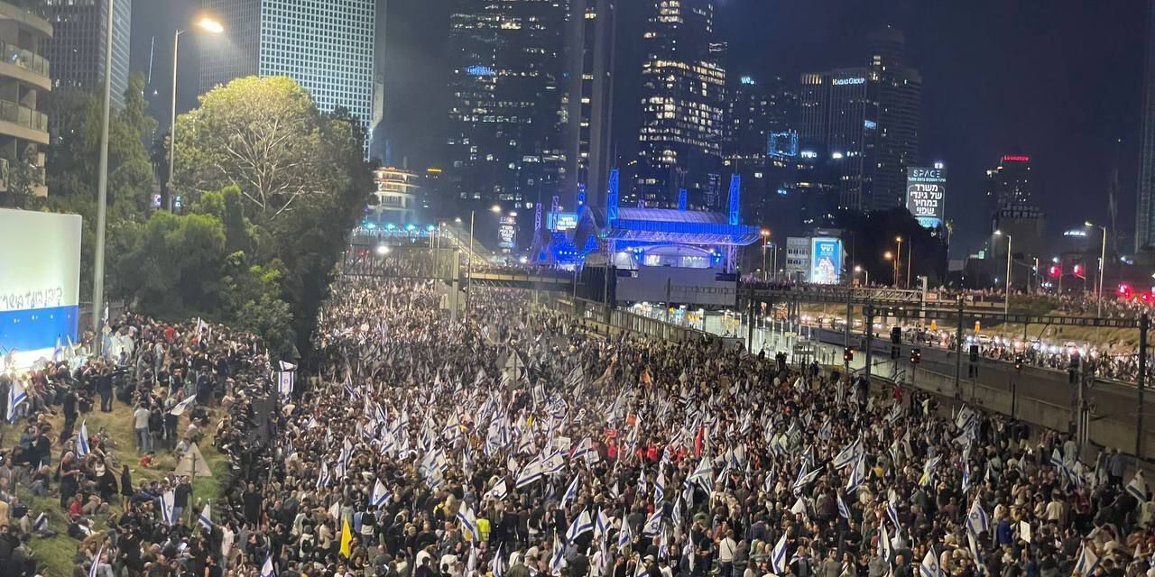 Demo Besar-besaran Guncang Tel Aviv, Demonstran Sebut Netanyahu Pengkhianat