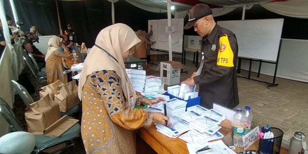 Dapat Gaji Hingga Rp900.000 per Bulan, Ini Jadwal dan Masa Kerja Petugas KPPS Pilkada 2024