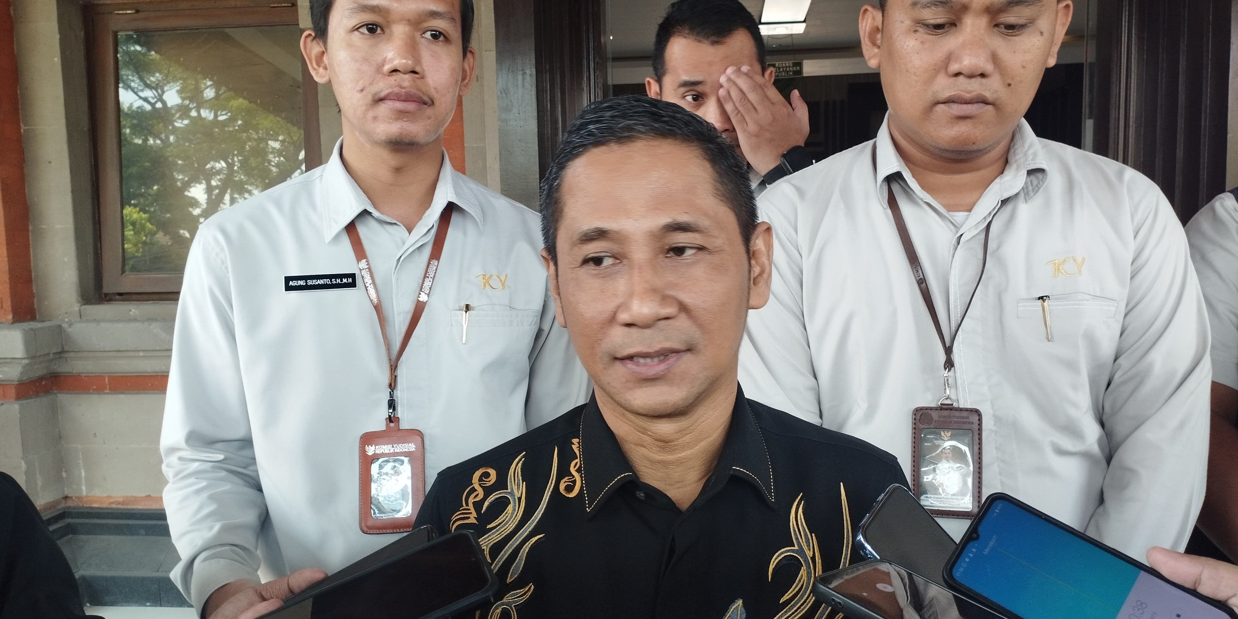 Bantah Kecolongan Kasus Suap Hakim Ronald Tannur, KY:  Cuma Agak Bombastis yang Hari Ini