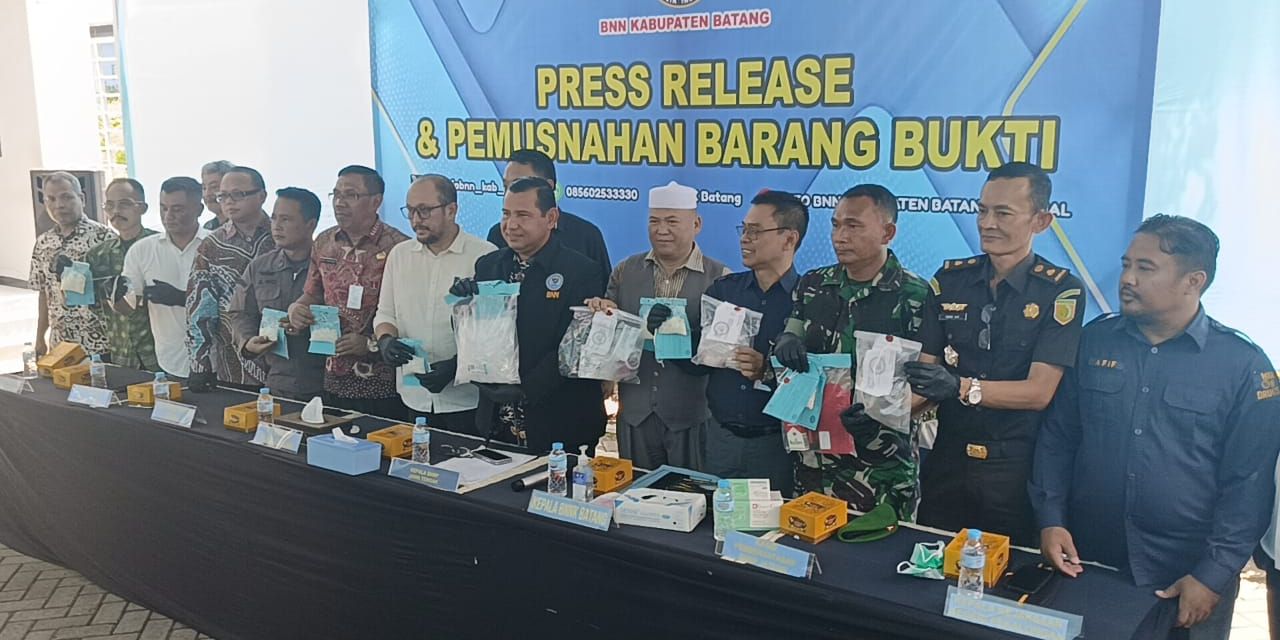 BNN Jateng Bongkar Sindikat Narkoba Modus Dibungkus Kapsul & Ditanam di Tanah, Omzet Capat Rp1,16 M