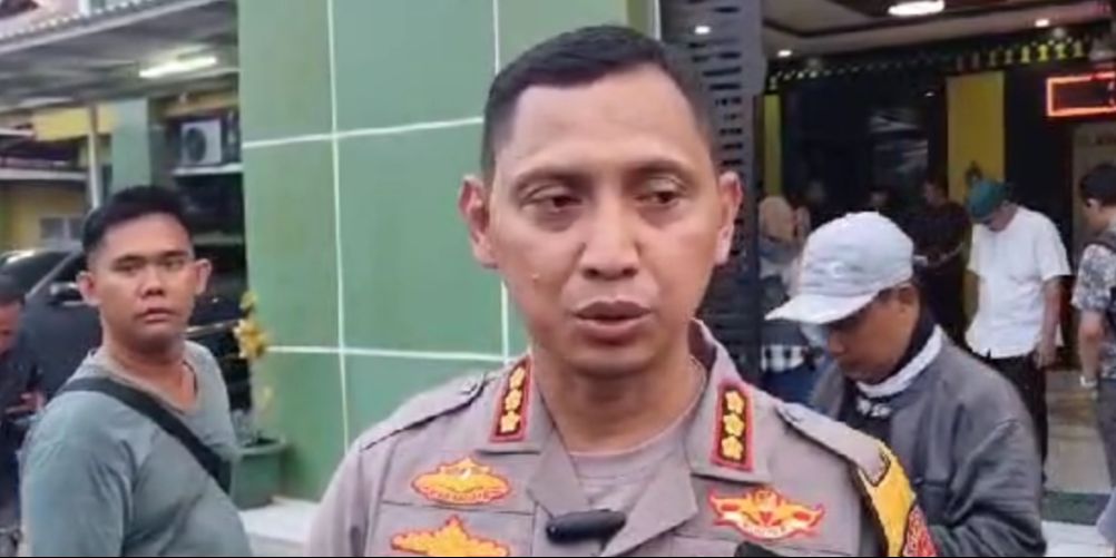 Buronan Kasus Pencabulan Anak Panti Diringkus saat Belanja di Pasar Palembang