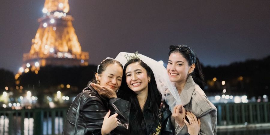 Potret Kejutan Bridal Shower Febby Rastanty dari Enzy Storia & Medina Dina, Pakai Bando 'Bride' di Paris