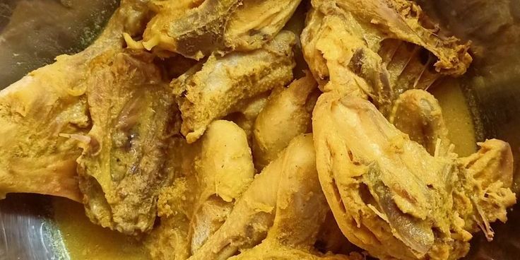 Mengungkep Ayam Pakai Metode Kukus, Dijamin Bumbu Nempel Sempurna