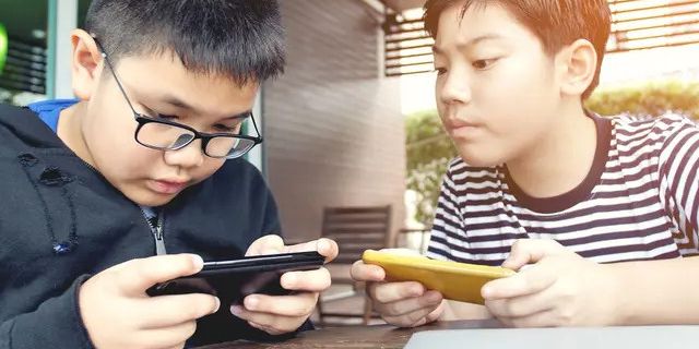 Orang Tua Wajib Waspada! Ini Tips Keamanan Internet Untuk Anak Anda