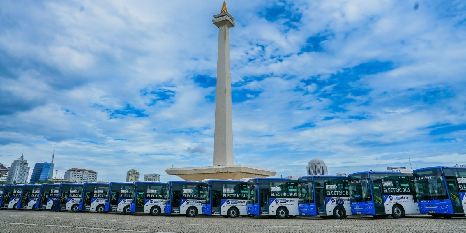 Demi Kurangi Emisi Karbon, Transjakarta Luncurkan 200 Bus Listrik