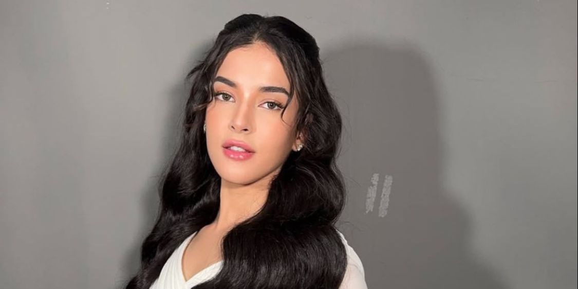 Berbalut Gaun Putih dan Makeup Natural, 7 Tampilan Tasya Farasya Disebut Bak Bidadari