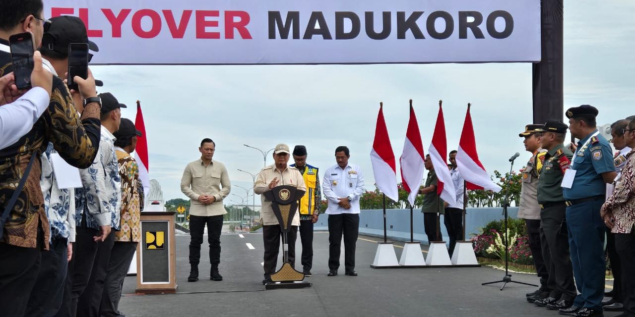 Resmikan Flyover Madukoro, Prabowo Tegas Ingatkan Setiap Rupiah Harus Dipakai Untuk Kepentingan Rakyat