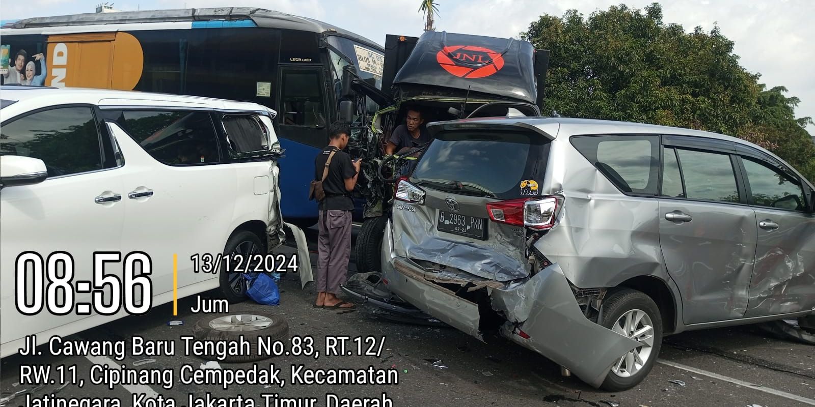 Kronologi dan Penyebab Kecelakaan Beruntun di Ruas Tol Dalam Kota Pagi Ini