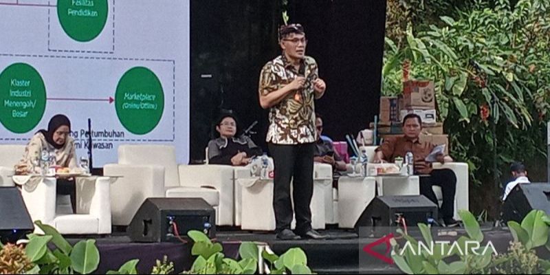 Budiman Sudjatmiko Ungkap Berantas Kemiskinan Bisa Lewat Industri Digital