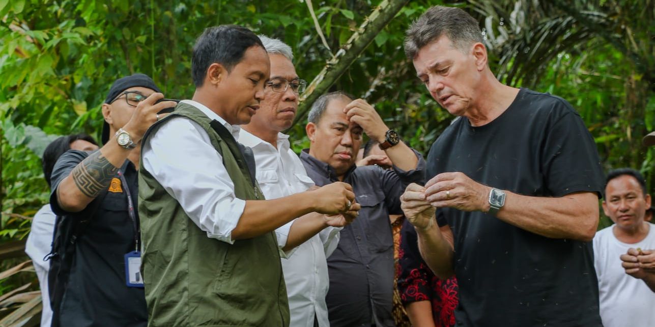 Menhut Cek Lokasi Penyadapan Nila Aren di Tomohon, Siapkan Kawasan Hutan untuk Bioethanol