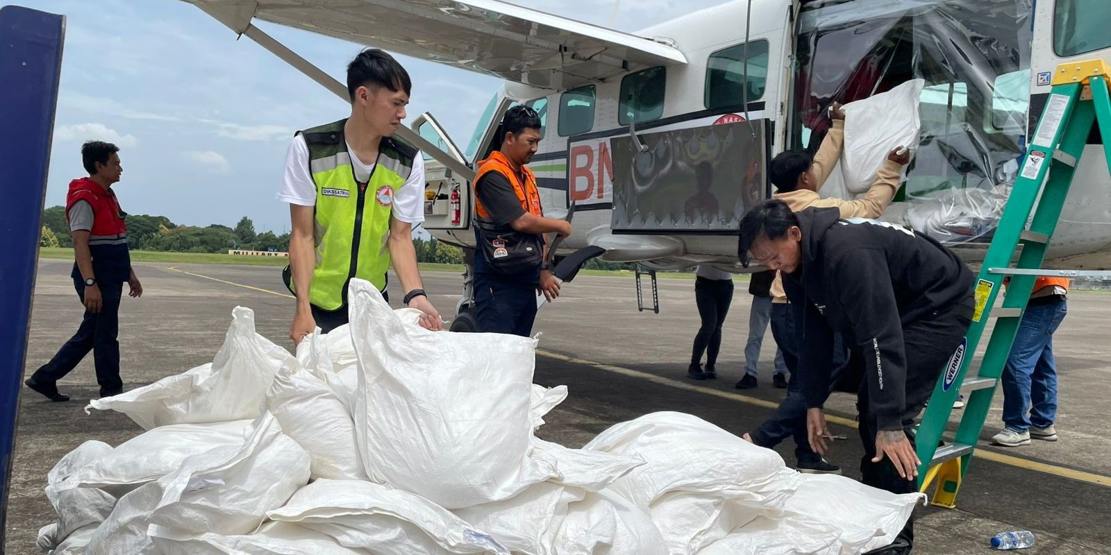 Antisipasi Bencana Akibat Cuaca Ekstrem, BNPB Operasi Modifikasi Cuaca di Jabar dan Jateng