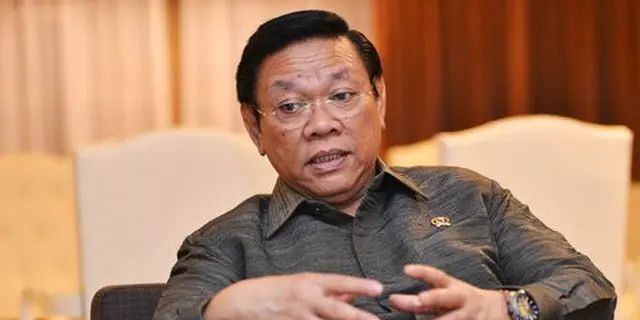 PODCAST MERDEKA: Agung Laksono Sindir JK Mau Jadi Ketua PMI Seumur Hidup