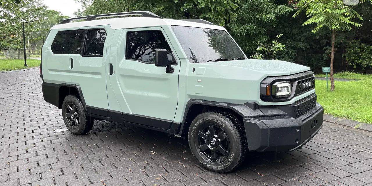 Toyota Hilux Rangga Kapasitas 7 Penumpang Diluncurkan Awal Tahun 2025, Ini Harganya