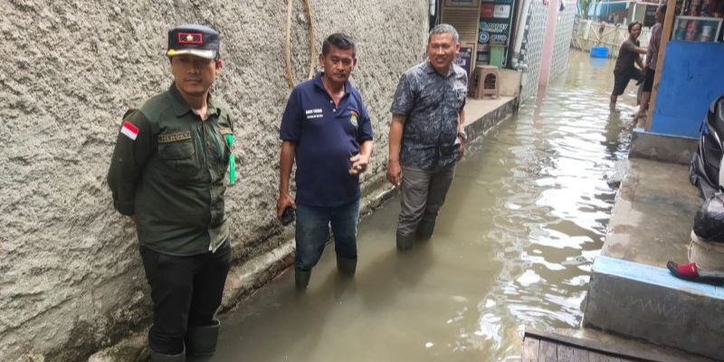 Terdampak Banjir Rob Sejak Pekan Lalu, Warga 4 Desa di Tangerang Mulai Terserang Penyakit dan Butuh Bantuan