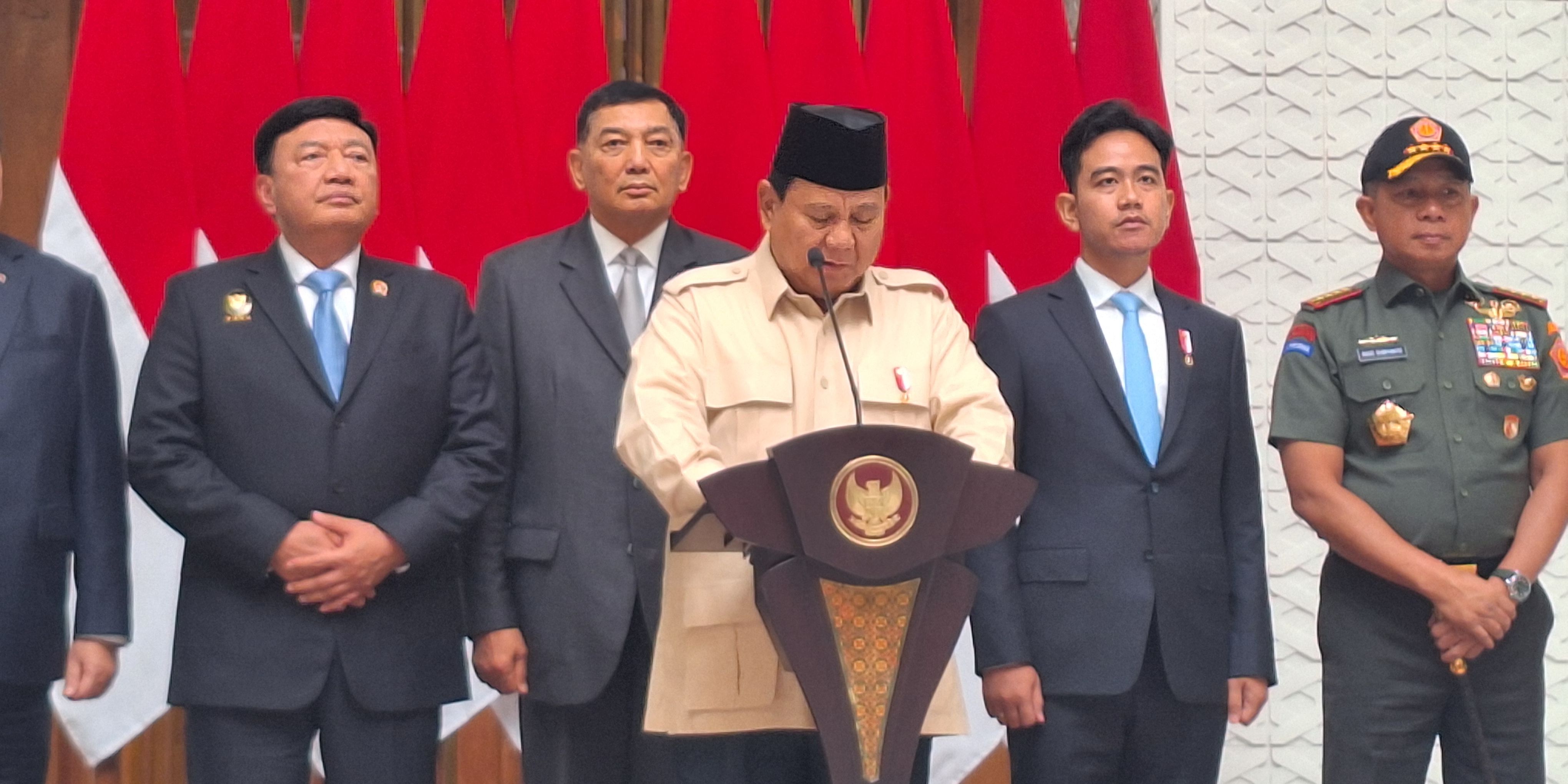 Prabowo Bertolak ke Kairo, Hadiri KTT D-8 dan Bertemu Presiden Mesir