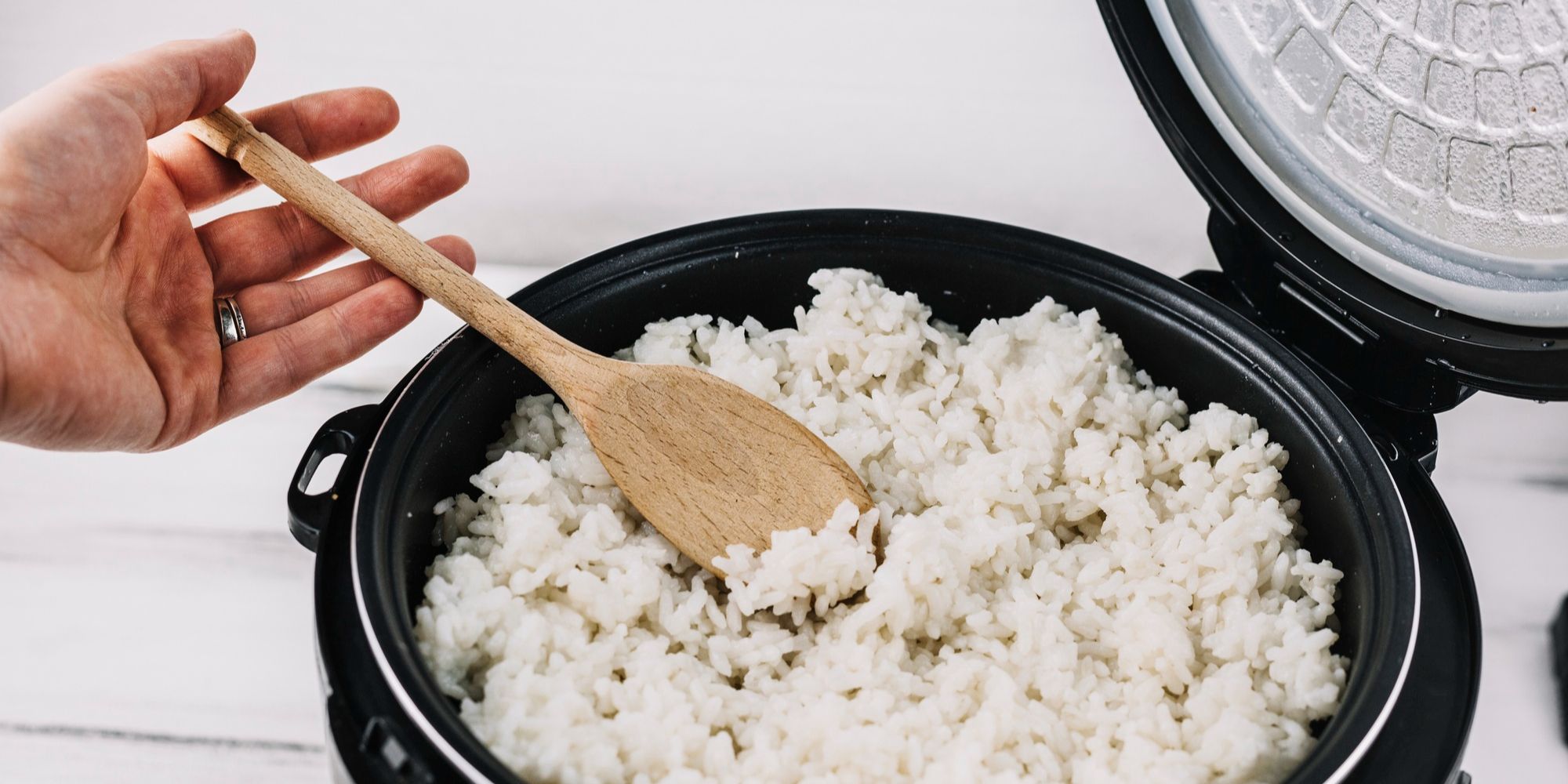 Cara Ampuh Mengatasi Nasi Kering di Rice Cooker yang Belum Banyak Diketahui