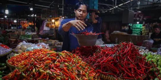 FOTO: Jelang Natal 2024 dan Tahun Baru 2025, Harga Bahan-Bahan Pokok Naik