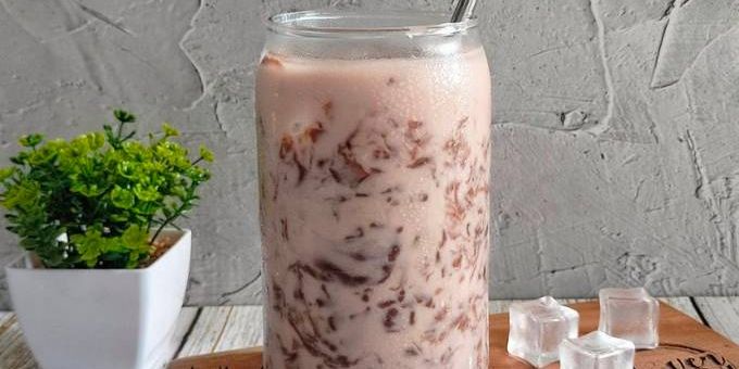 Cara Membuat Es Lumut: Minuman Segar Kekinian yang Mudah Dibuat