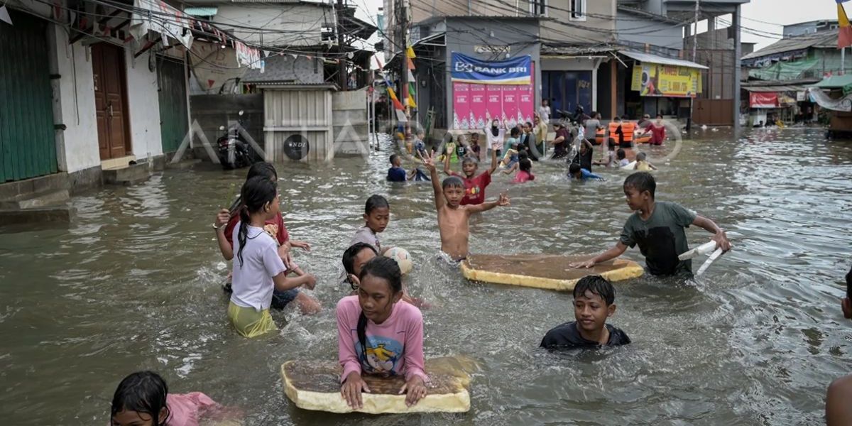 Ketahui 5 Jenis Penyakit akibat Banjir yang Perlu Diwaspadai, Ini Kata Mantan Direktur WHO