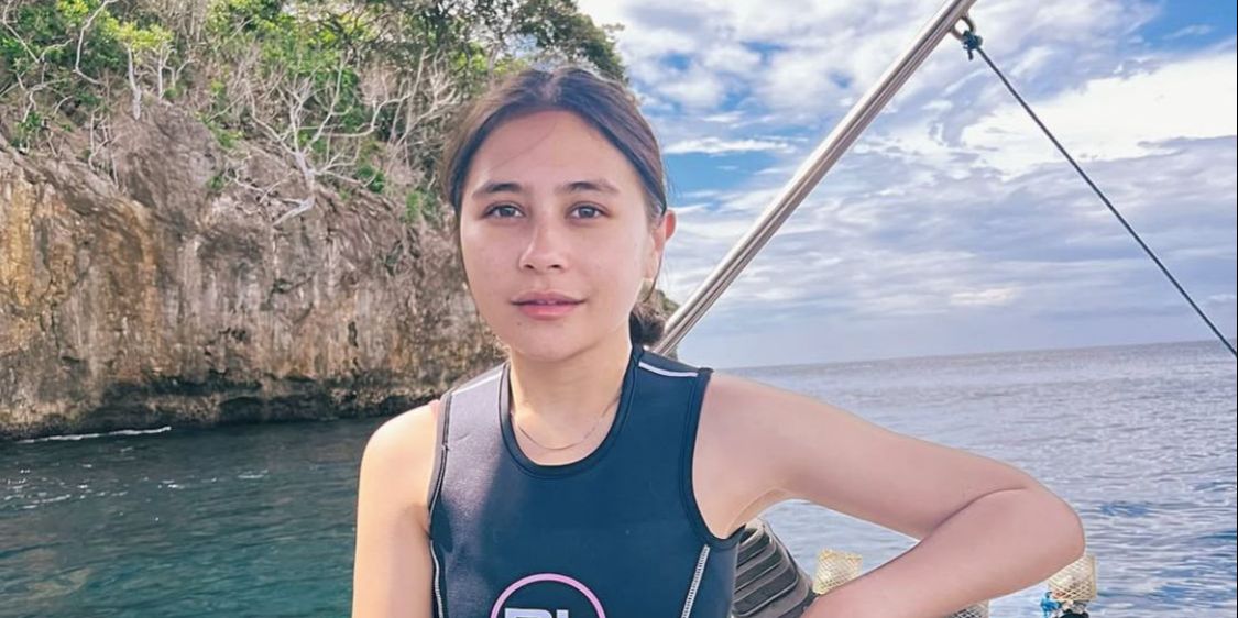 7 Potret Prilly Latuconsina Saat Free Diving, Penampilan Menawan Penuh Tantangan di Bawah Air