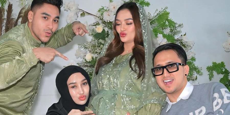 Potret Pengusaha Tajir Reza Gladys Hadiri Syukuran 4 Bulan Kehamilan Siti Badriah, Beri Dukungan Untuk Adik Ipar