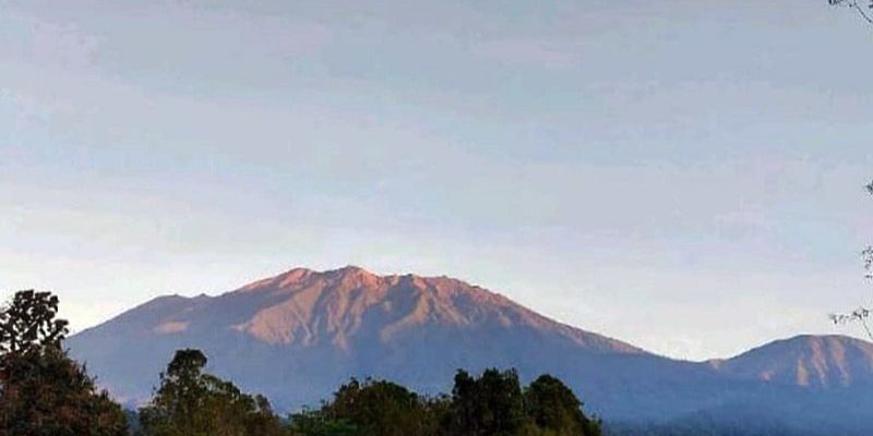 Aktivitas Gunung Raung Meningkat di Level Waspada, Warga Diimbau Tidak Beraktivitas dalam Radius 3 Km