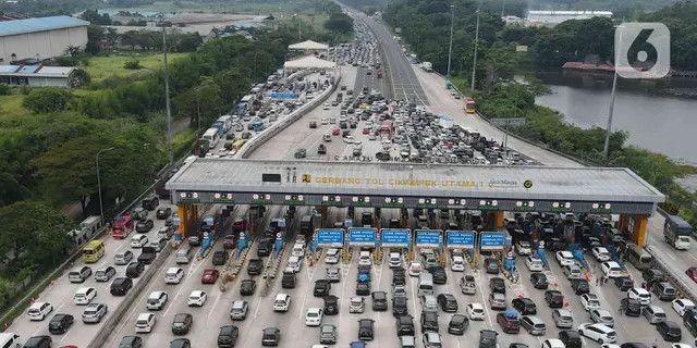 Libur Natal dan Tahun Baru, Ini Data Peningkatan Arus Lalu Lintas di Tol Trans Jawa