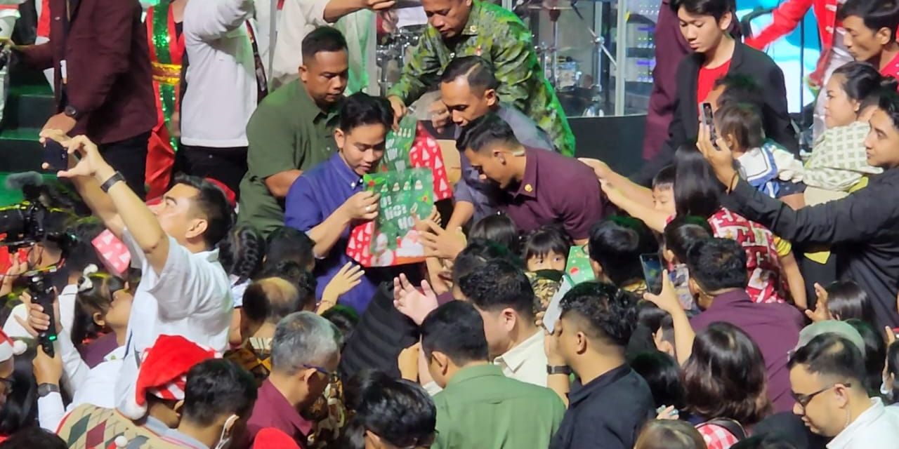 VIDEO: Gibran Bikin Cewek Medan Terpesona Sampai Teriak 