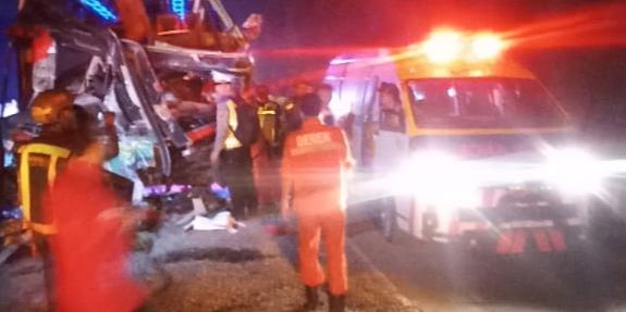 Kronologi Kecelakaan Maut Bus Rombongan Peziarah di Tol Cipularang yang Tewaskan 2 Orang